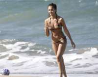 Jessica-Alba.com-Hawaii_Vacations.mq41.jpg