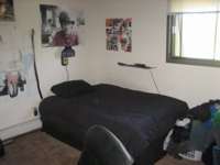 room bed.jpg