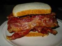 032_bacon_sandwich.jpg