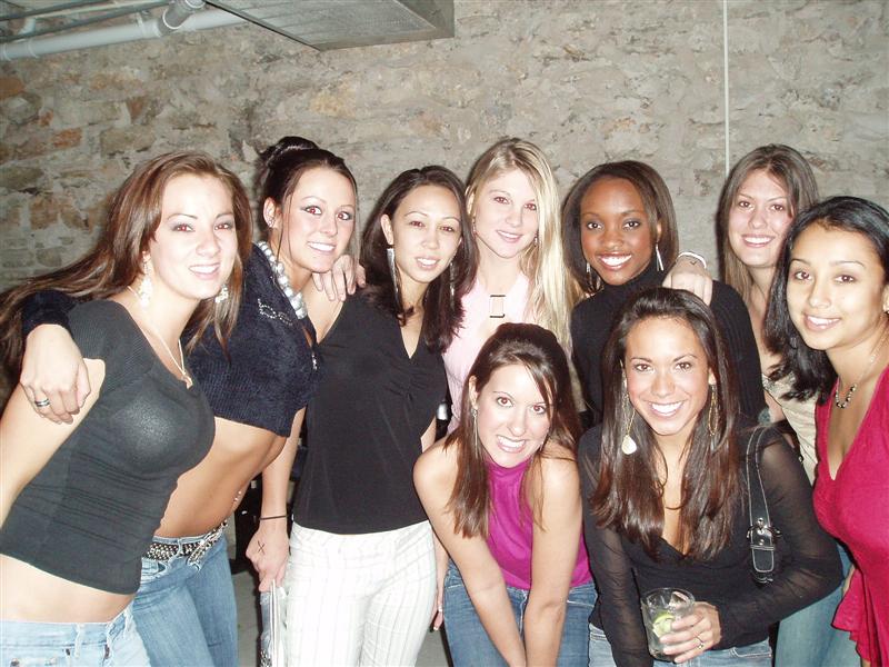 08. Taking the picture.JPG