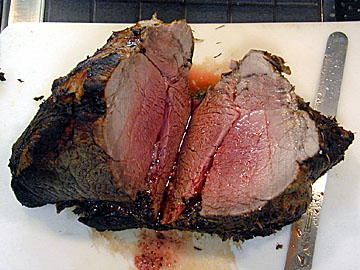 CarveryRoastBeef11.jpg