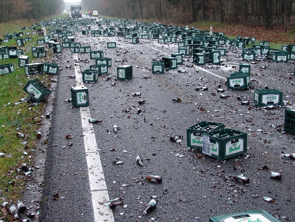 roadaccident9li.jpg
