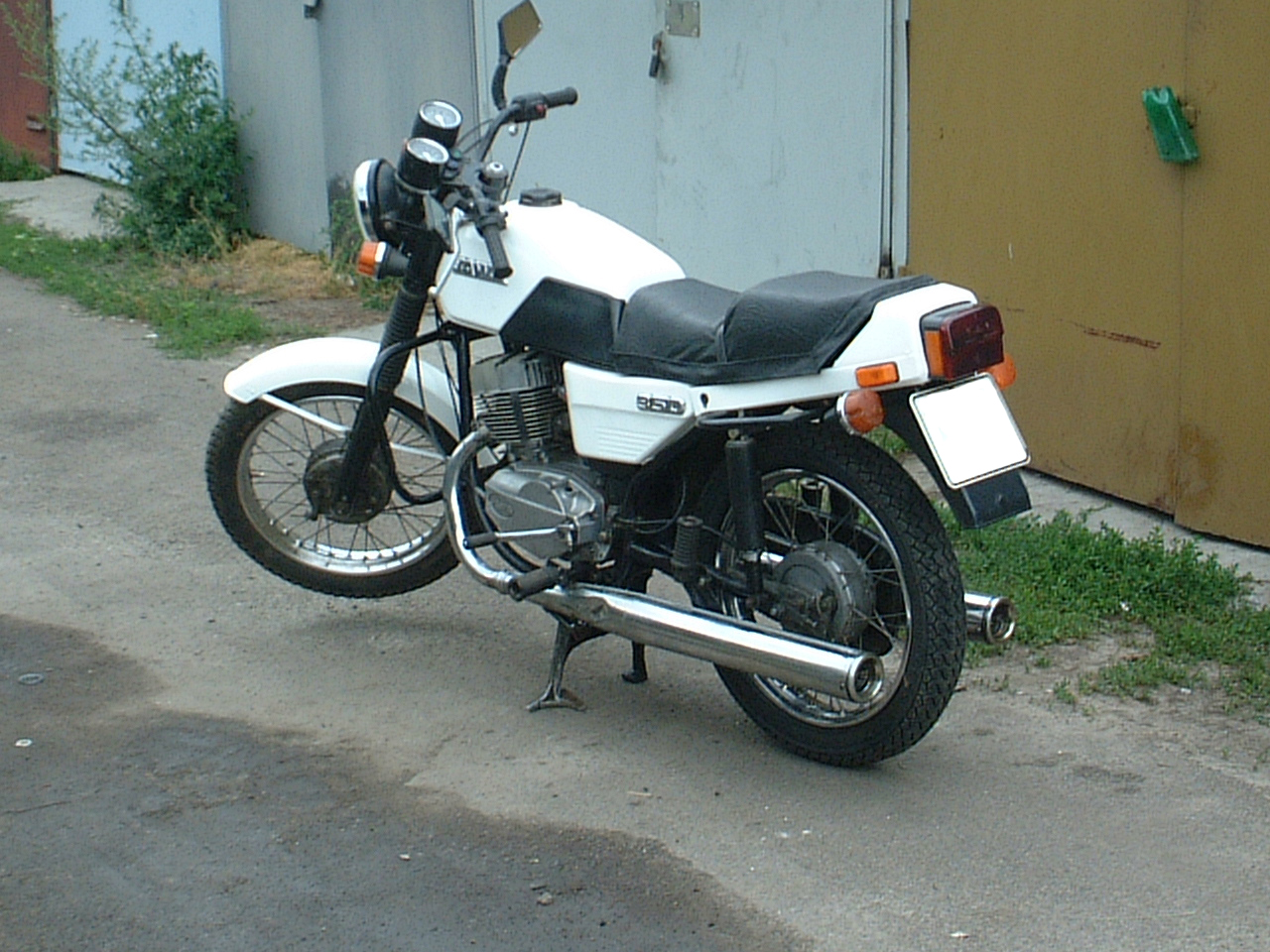 jawa 350.jpg